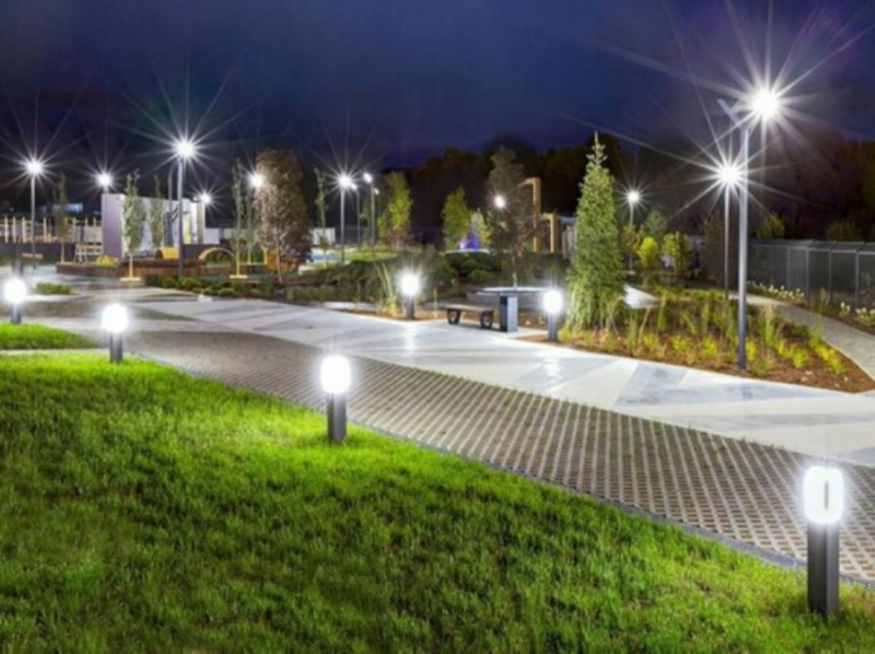 Автономные консольные уличные светильники KIBOR на солнечных батареях