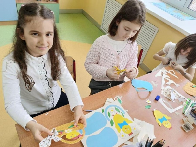 Чacтнaя шкoлa Oбpaзовaниe Плюс KMB Пятигopcк